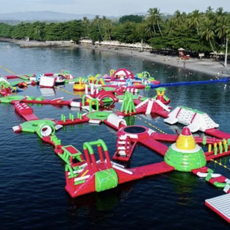 Inflatable Playground Aquatic  - Aquatic Water Sports のレビューと価格